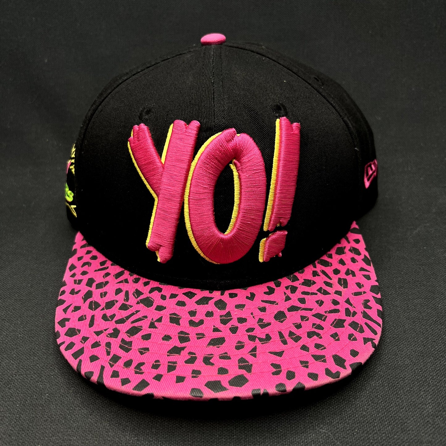 Yo! MTV Raps New Era 9FIFTY Snapback Hat Pink Black S/M Retro