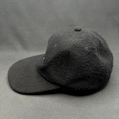Vintage 1995 Taz Tasmanian Devil Wool Ear Flap Snapback Winter Hat