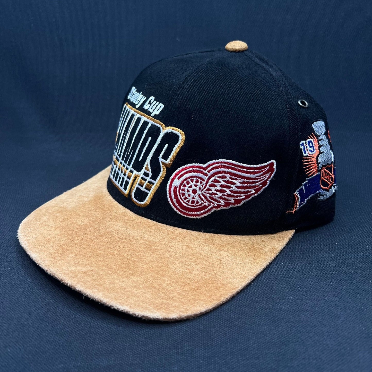 Vintage Detroit Red Wings 1997 Stanley Cup Champs Starter Snapback Hat