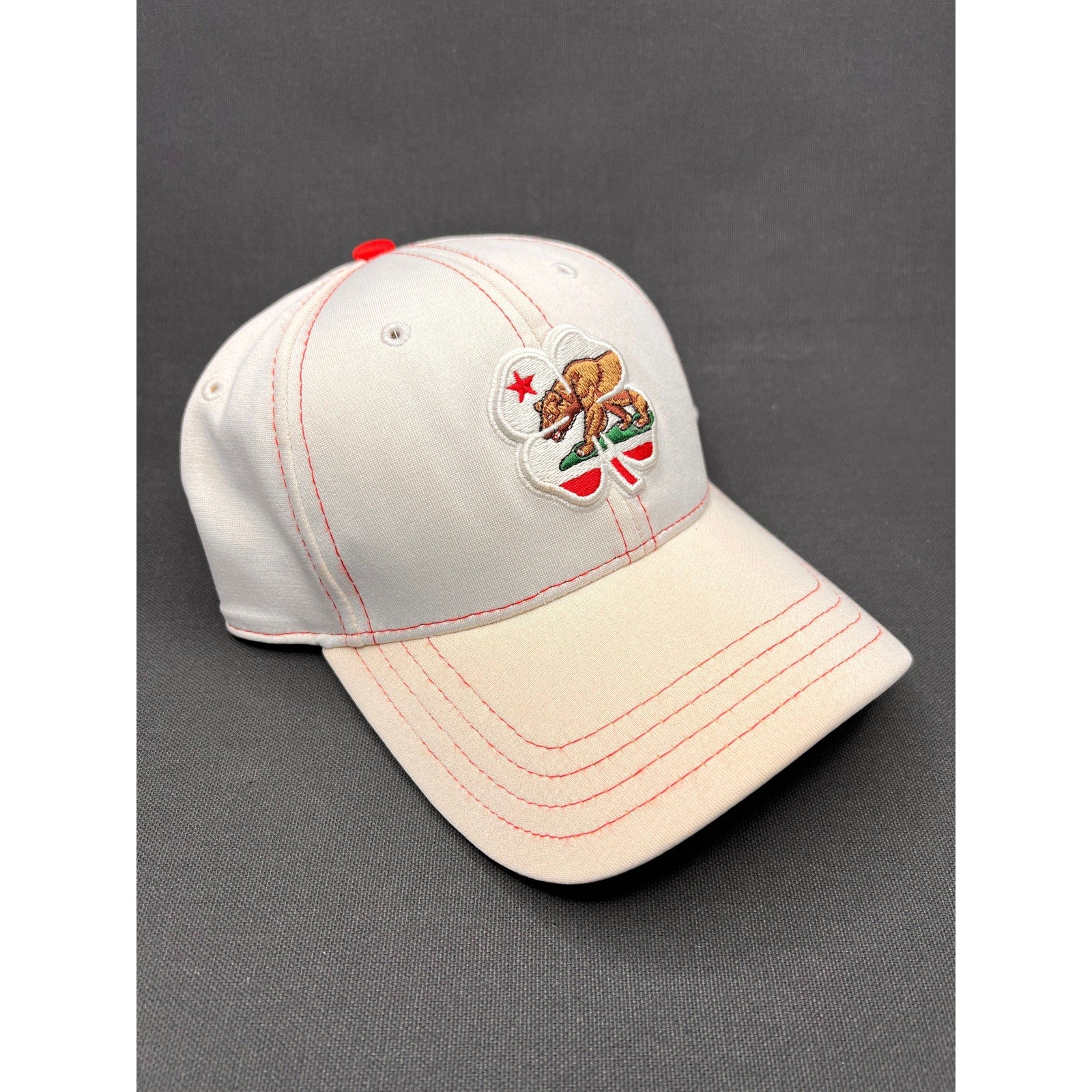 S/M Black Clover California Republic Live Lucky Hat Four-Leaf Clover Bear Design