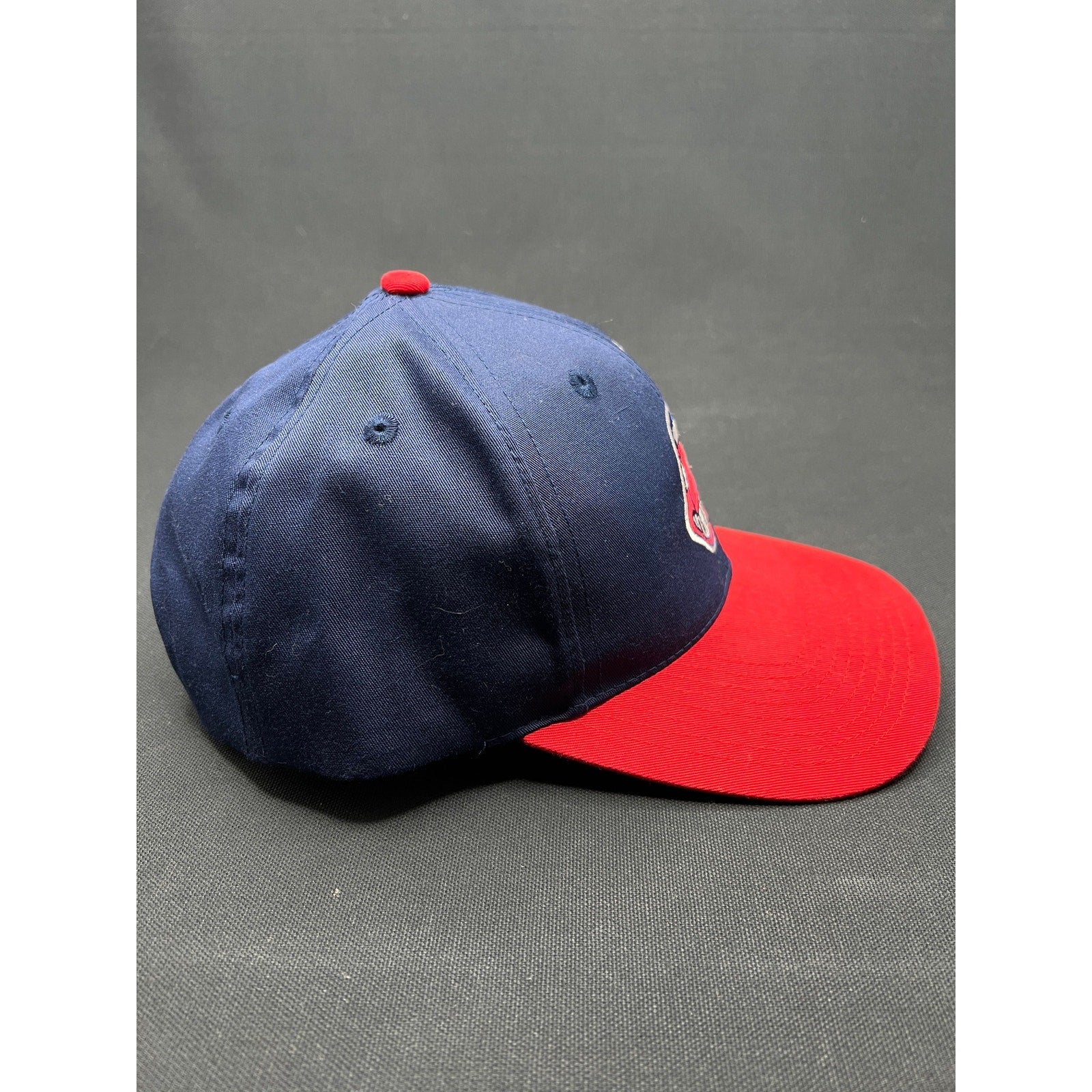 Vintage 90s Cleveland Indians Snapback Hat Twins Enterprise MLB Taiwan