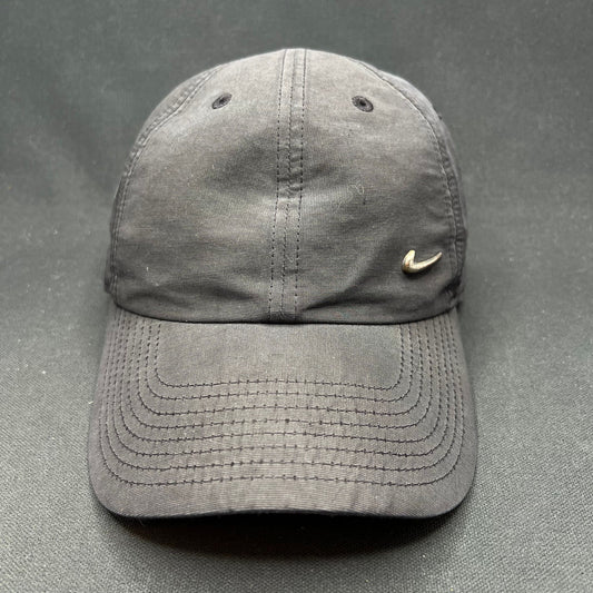 Nike Heritage 86 Black Strapback Hat Mini Swoosh