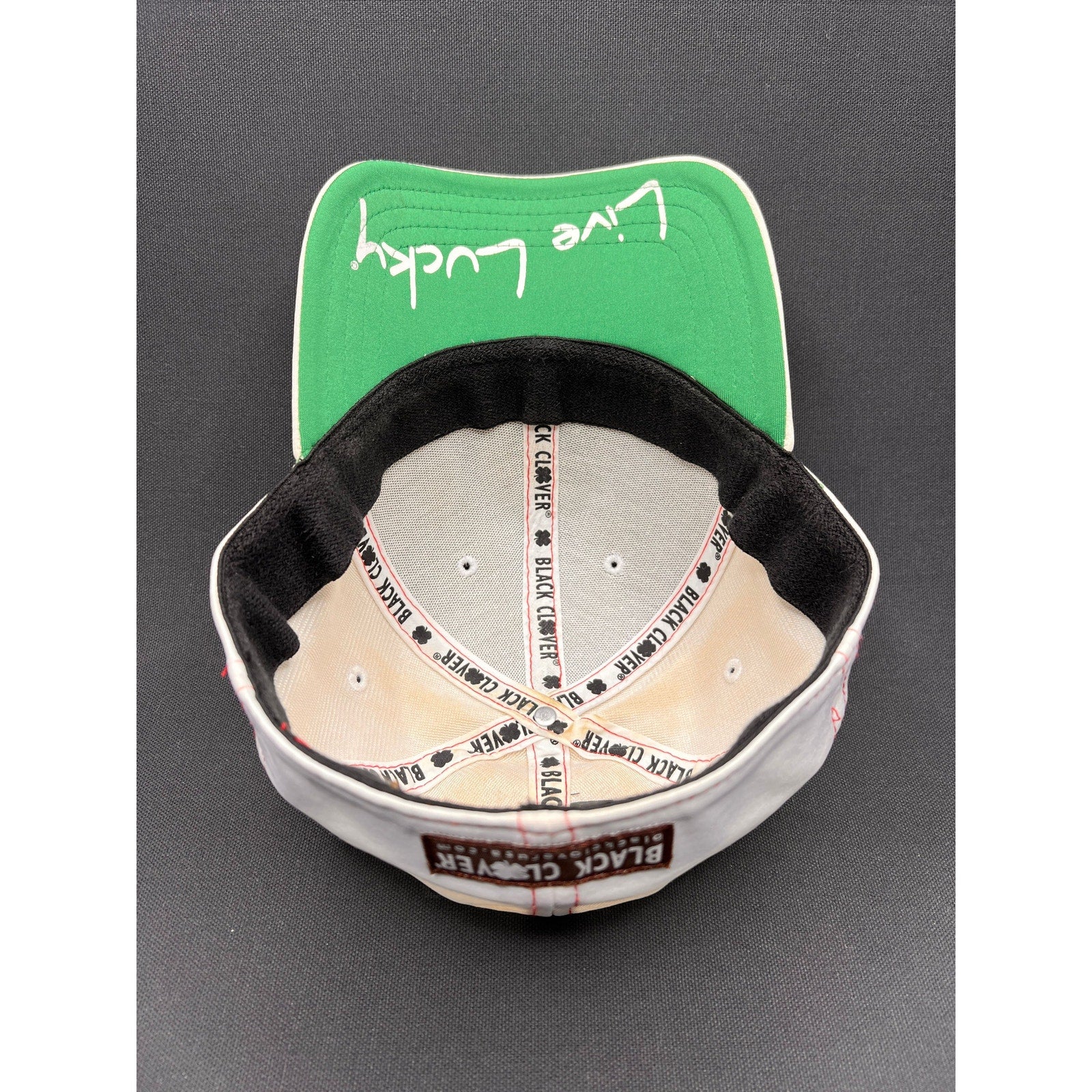 S/M Black Clover California Republic Live Lucky Hat Four-Leaf Clover Bear Design