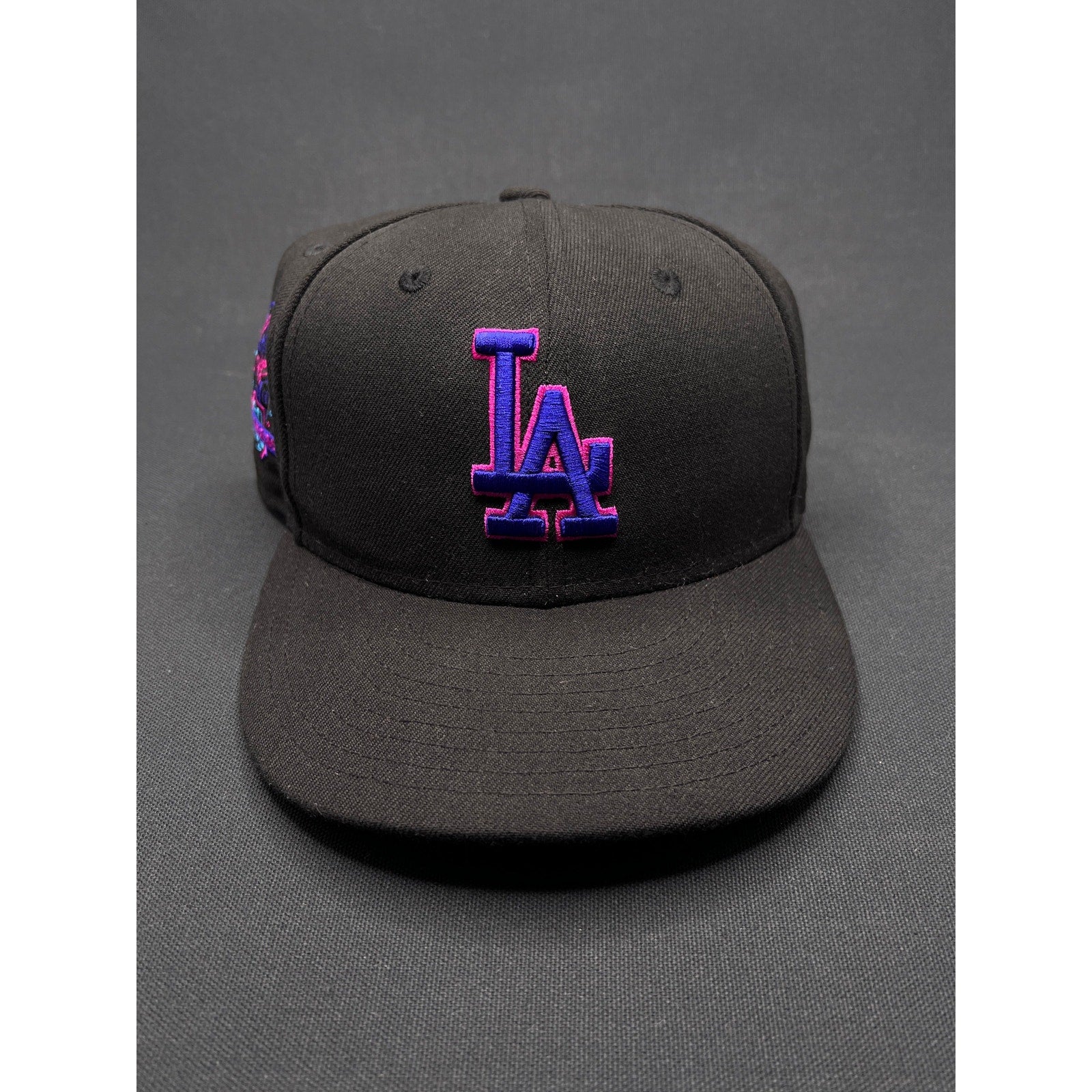 New Era LA “60 Years” Black Fitted Hat – Pink/Blue Embroidery (7 1/4)