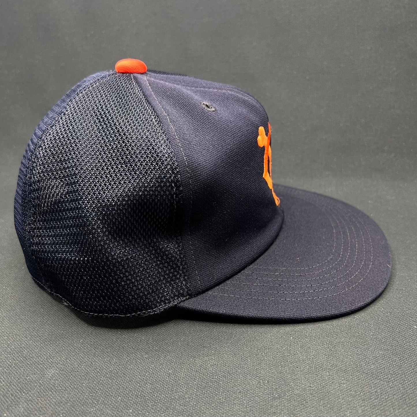 Vintage Yomiuri Giants Snapback Hat Mesh Trucker Japan Baseball Black