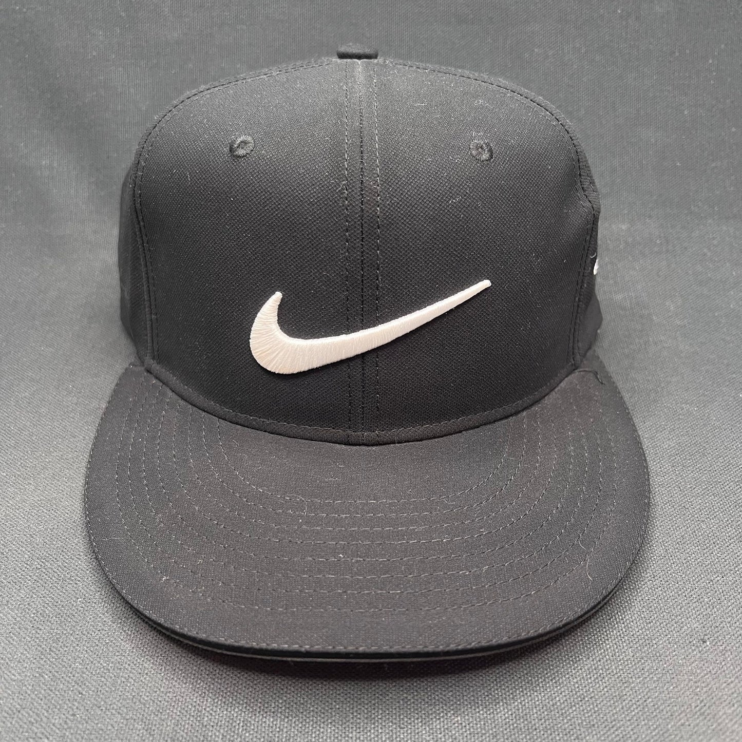 Nike Golf Swoosh Fitted Hat Moon Spa & Golf Club Cancun Black Cap