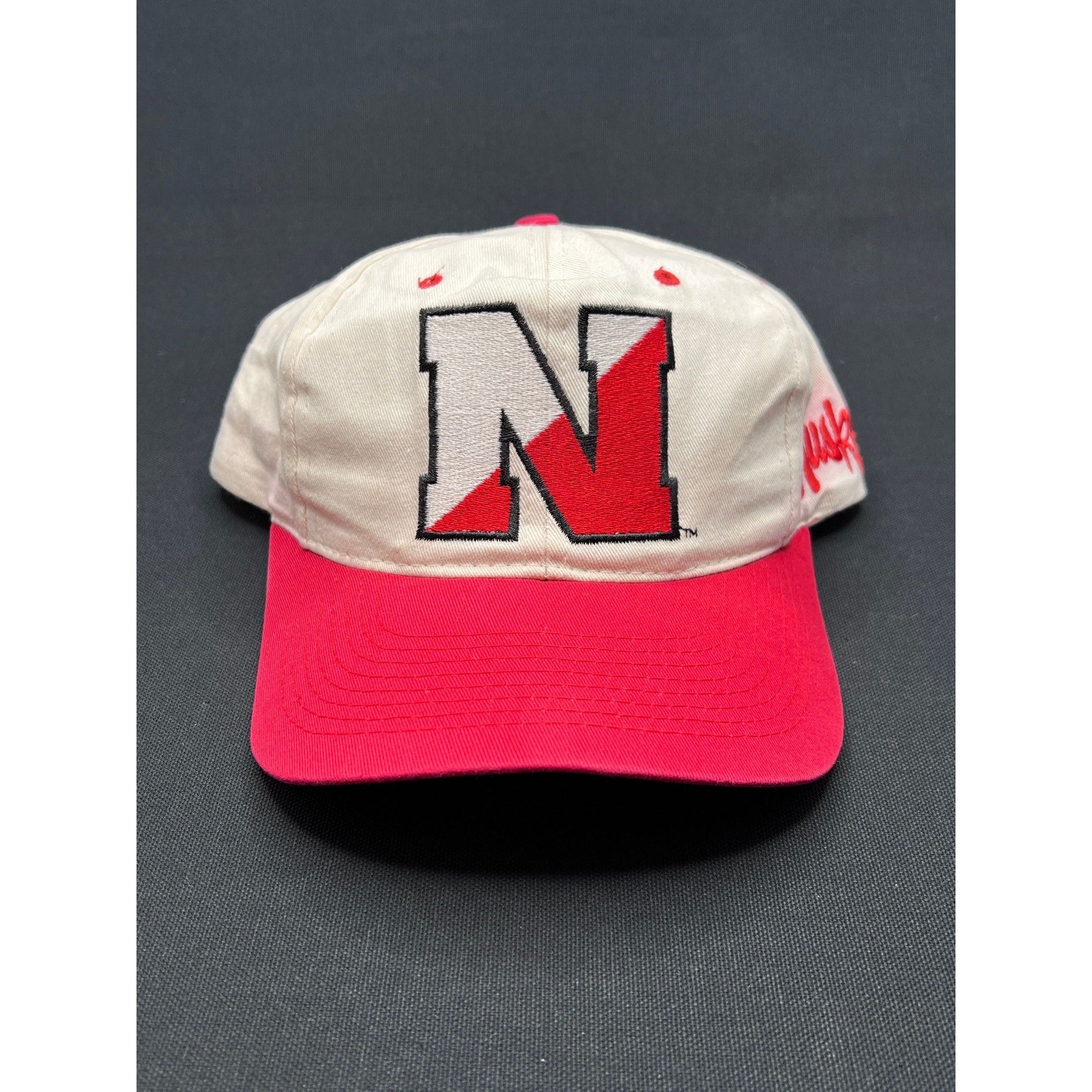 Vintage Nebraska Cornhuskers “N” Snapback Hat Red Brim NCAA (Color Bled)