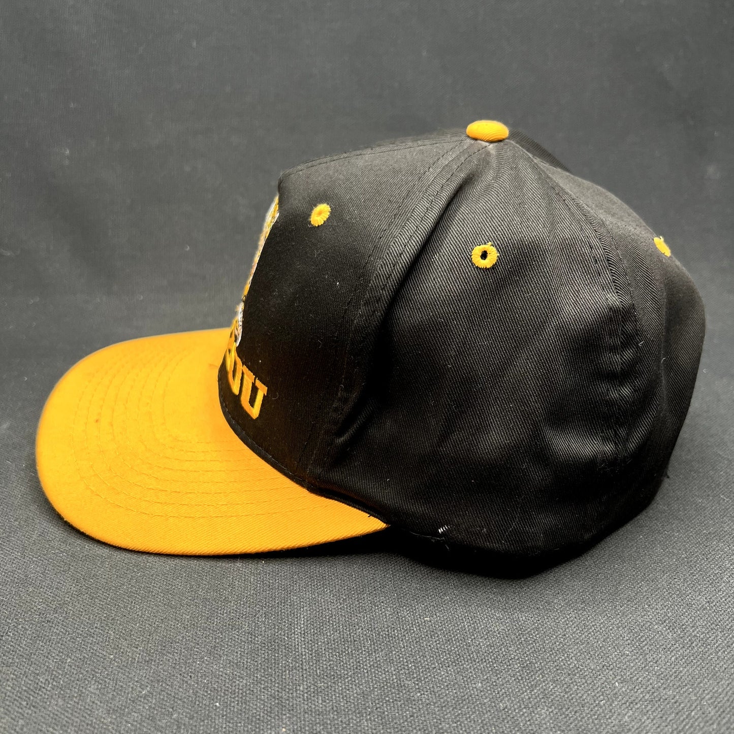 Vintage University of Missouri Mizzou Tigers Snapback Hat Black Yellow 90s