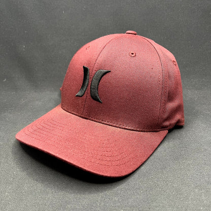 Hurley Flexfit S/M Burgundy Black Logo Stretch Fit Hat