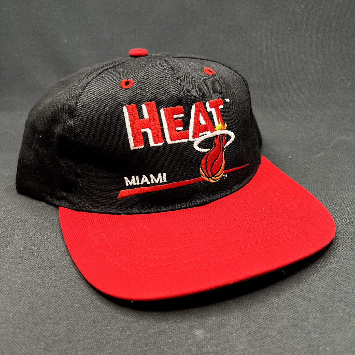 Vintage Miami Heat Twins Enterprise NBA Snapback Hat USA Made Black Red