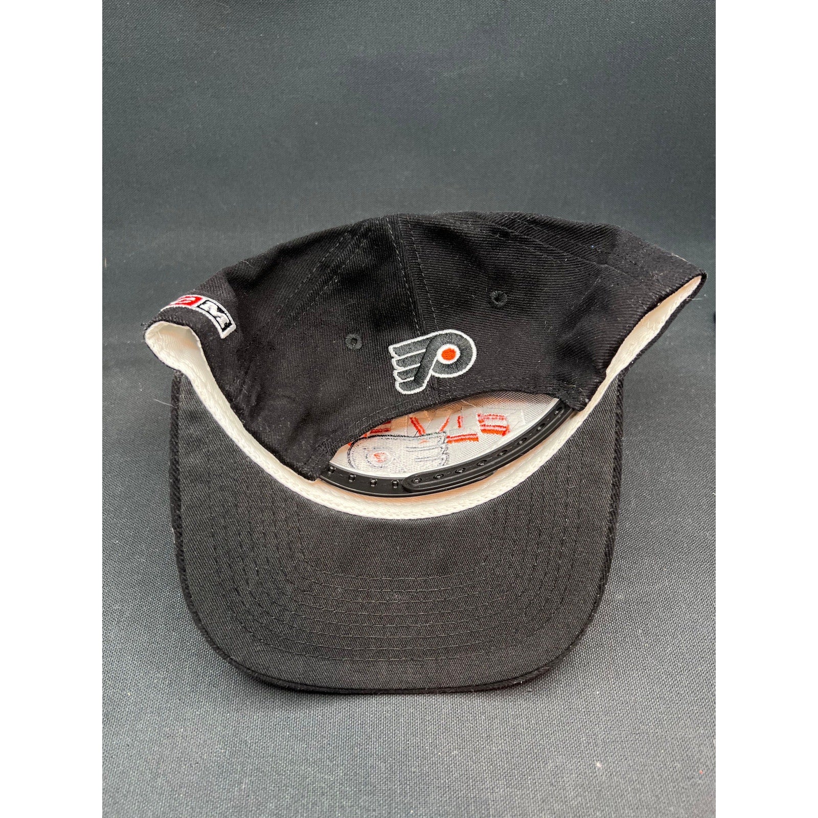 Vintage 1990s Philadelphia Flyers Snapback Hat #1 Apparel NHL Made in Canada