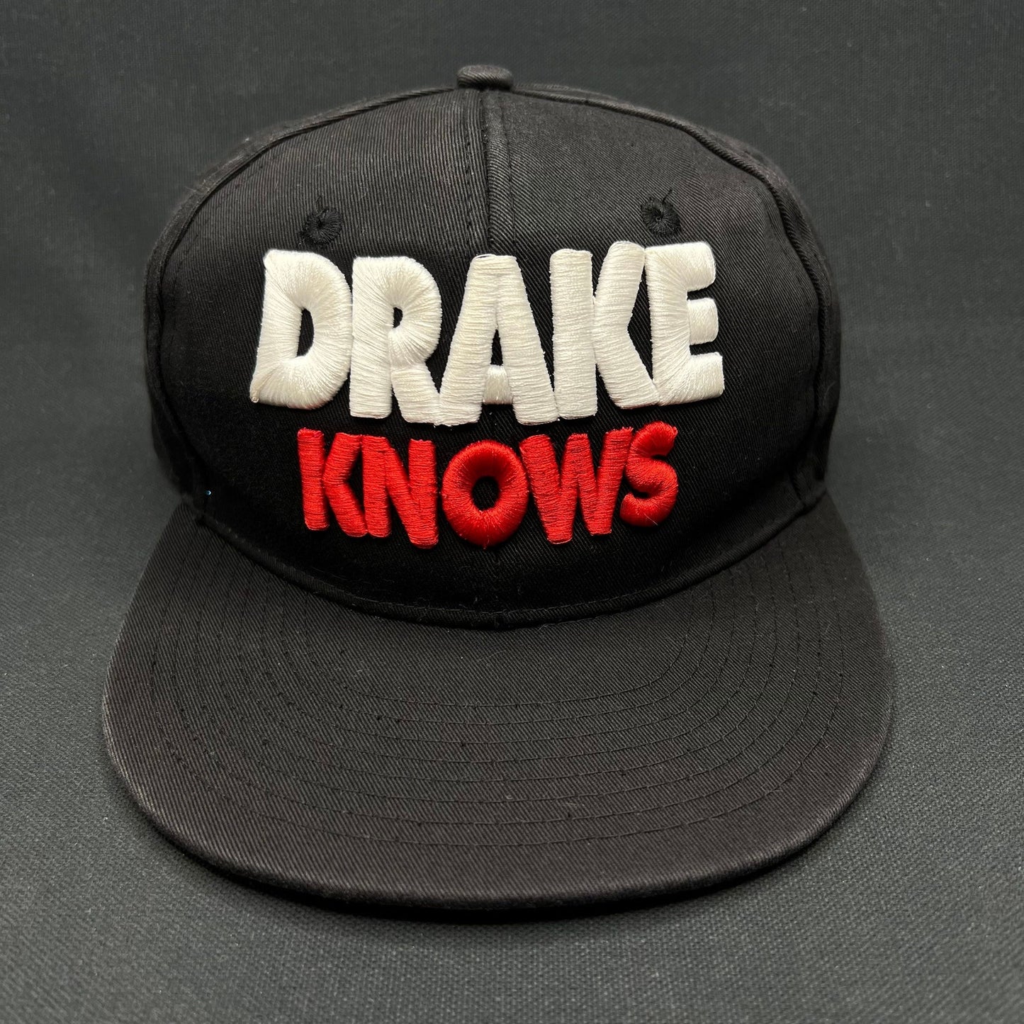 Vintage Drake Knows Snapback Hat 3D Embroidered Cap