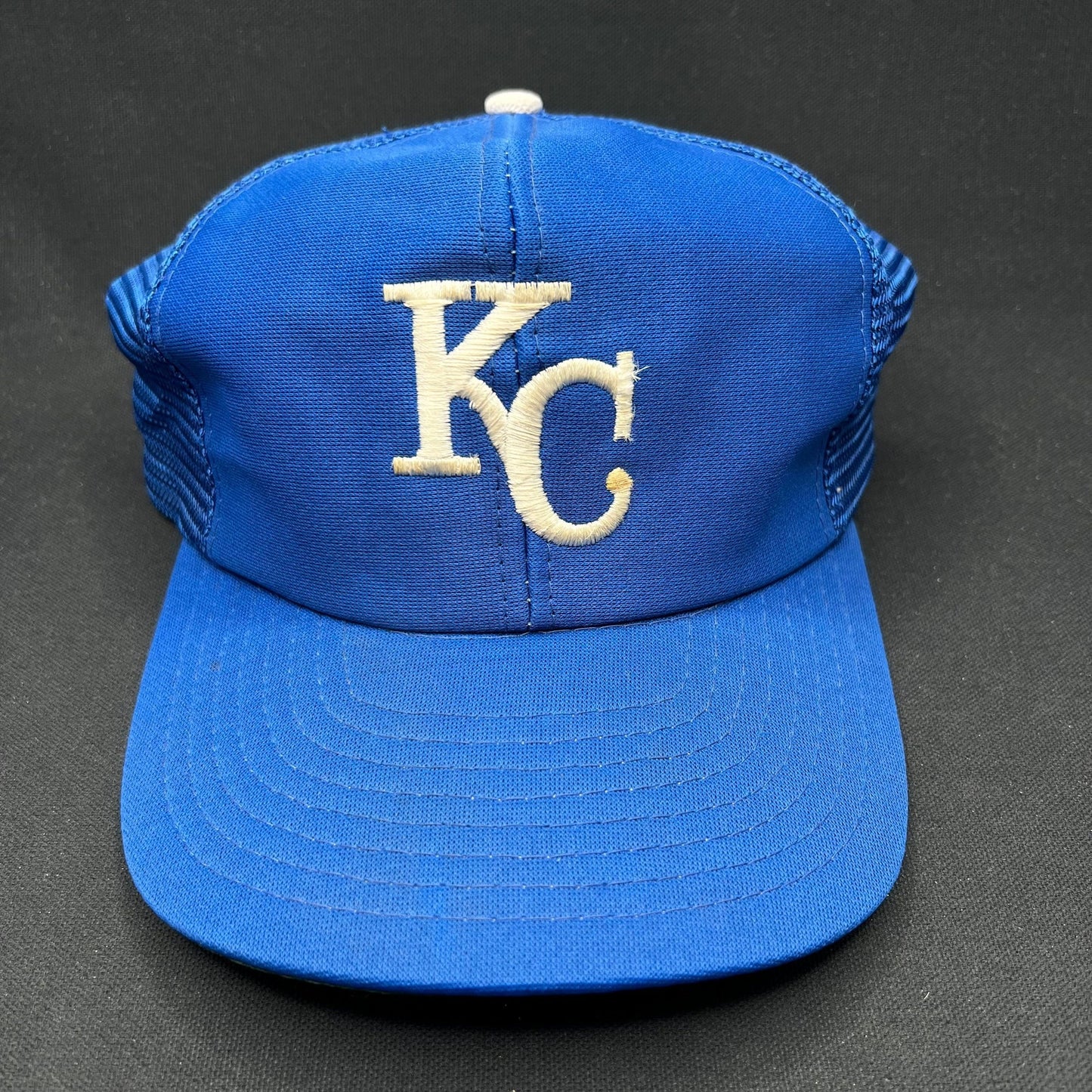 Vintage Kansas City Royals KC Trucker Snapback Hat Taiwan