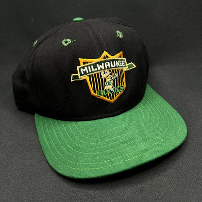 Vintage Milwaukee Bucks NBA Snapback Hat New Era USA Made Pro Design