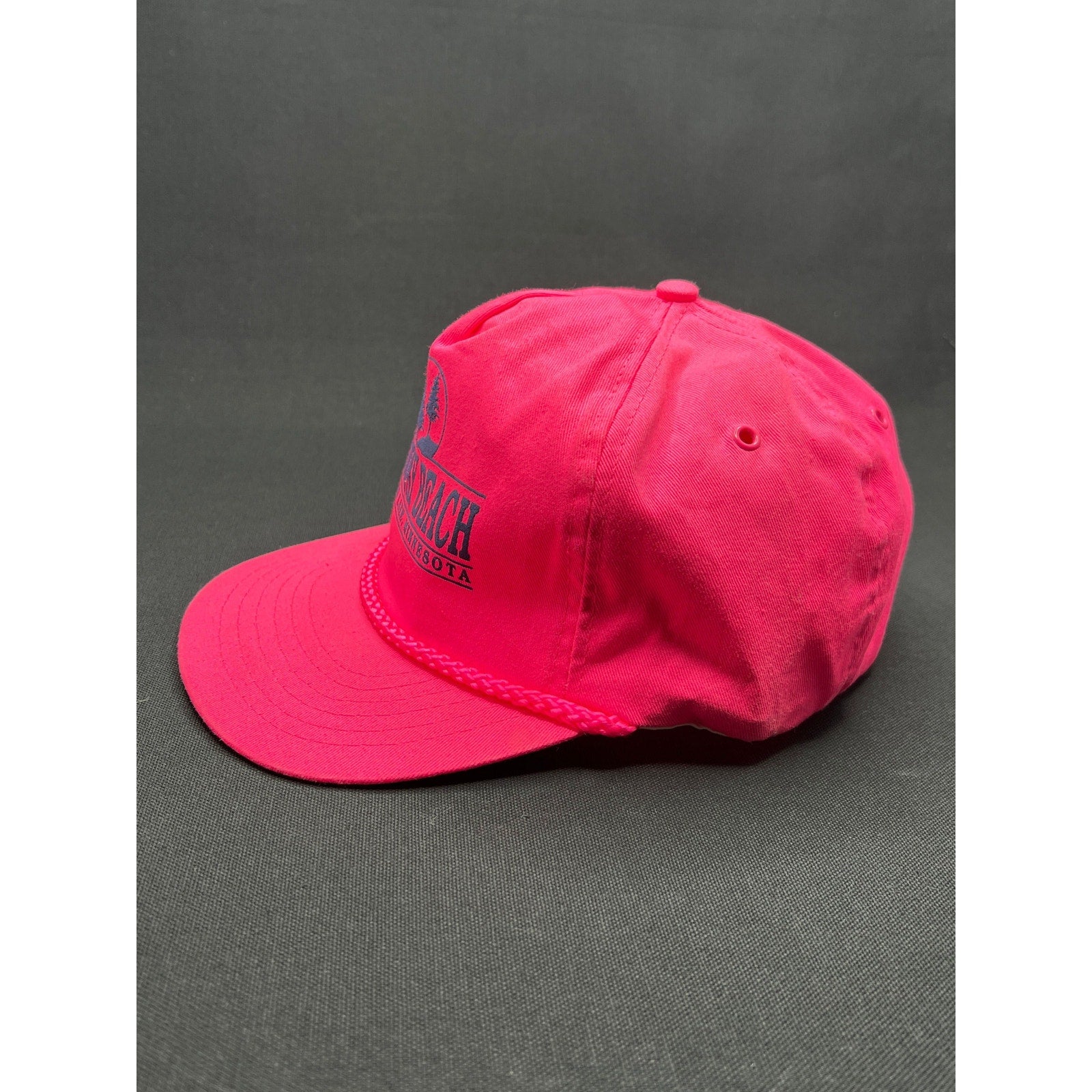 Vintage 1980s Norway Beach Cass Lake Minnesota Zipperback Hat – Neon Pink Rope