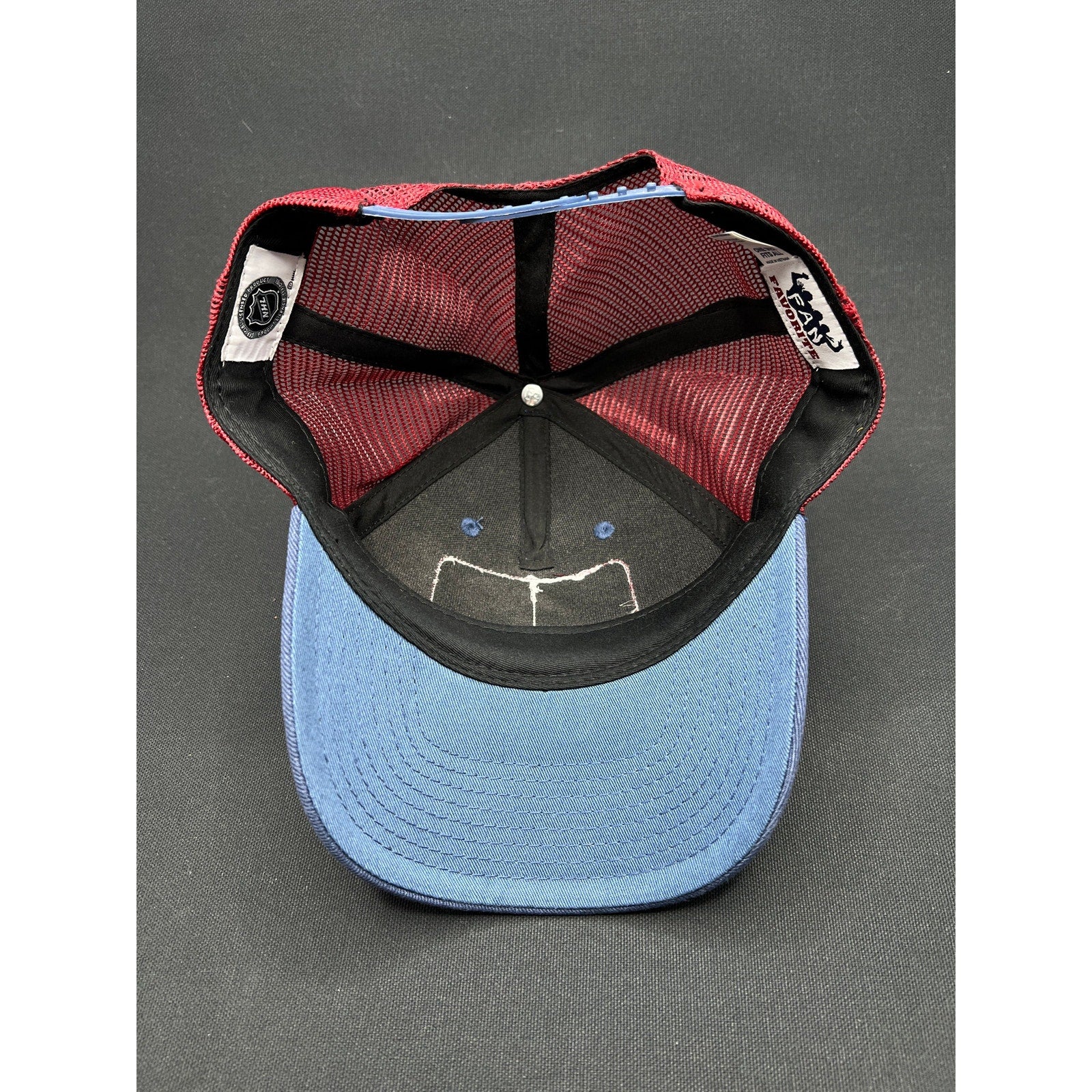 Colorado Avalanche NHL Trucker Snapback – Fan Favorite Meshback Hat