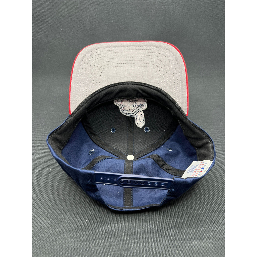 Vintage 90s Cleveland Indians Snapback Hat Twins Enterprise MLB Taiwan