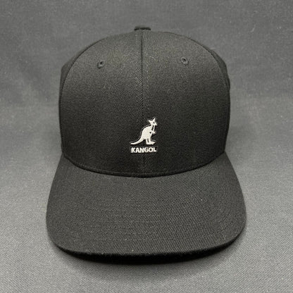 Kangol Black Flexfit Baseball Cap Hat Kangaroo Logo M/L Clean