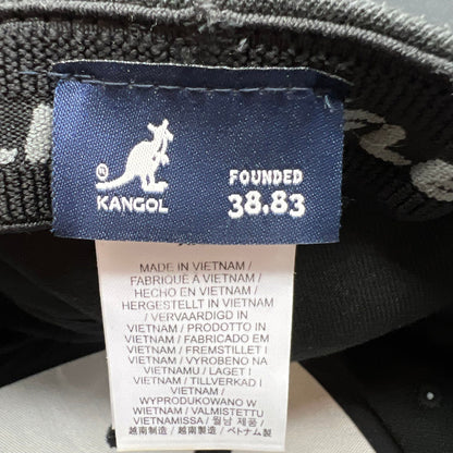 Kangol Black Flexfit Baseball Cap Hat Kangaroo Logo M/L Clean