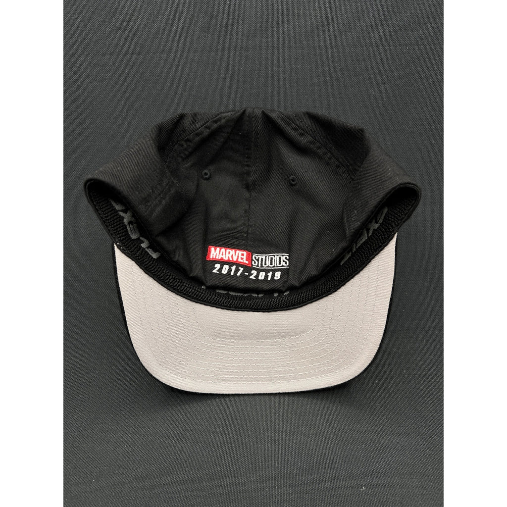 RARE Avengers Endgame Cast & Crew Flexfit Hat L/XL – Marvel Studios 2017–2019