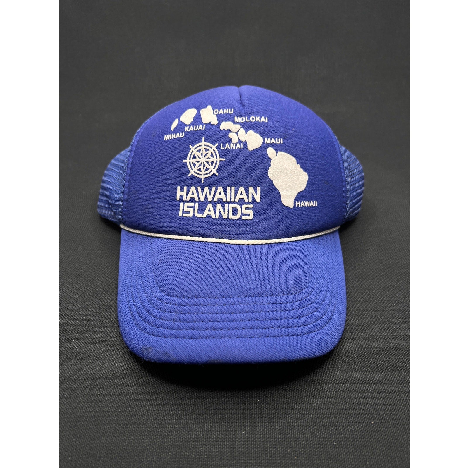 Vintage Hawaiian Islands Map Trucker Hat – Royal Blue Mesh Snapback