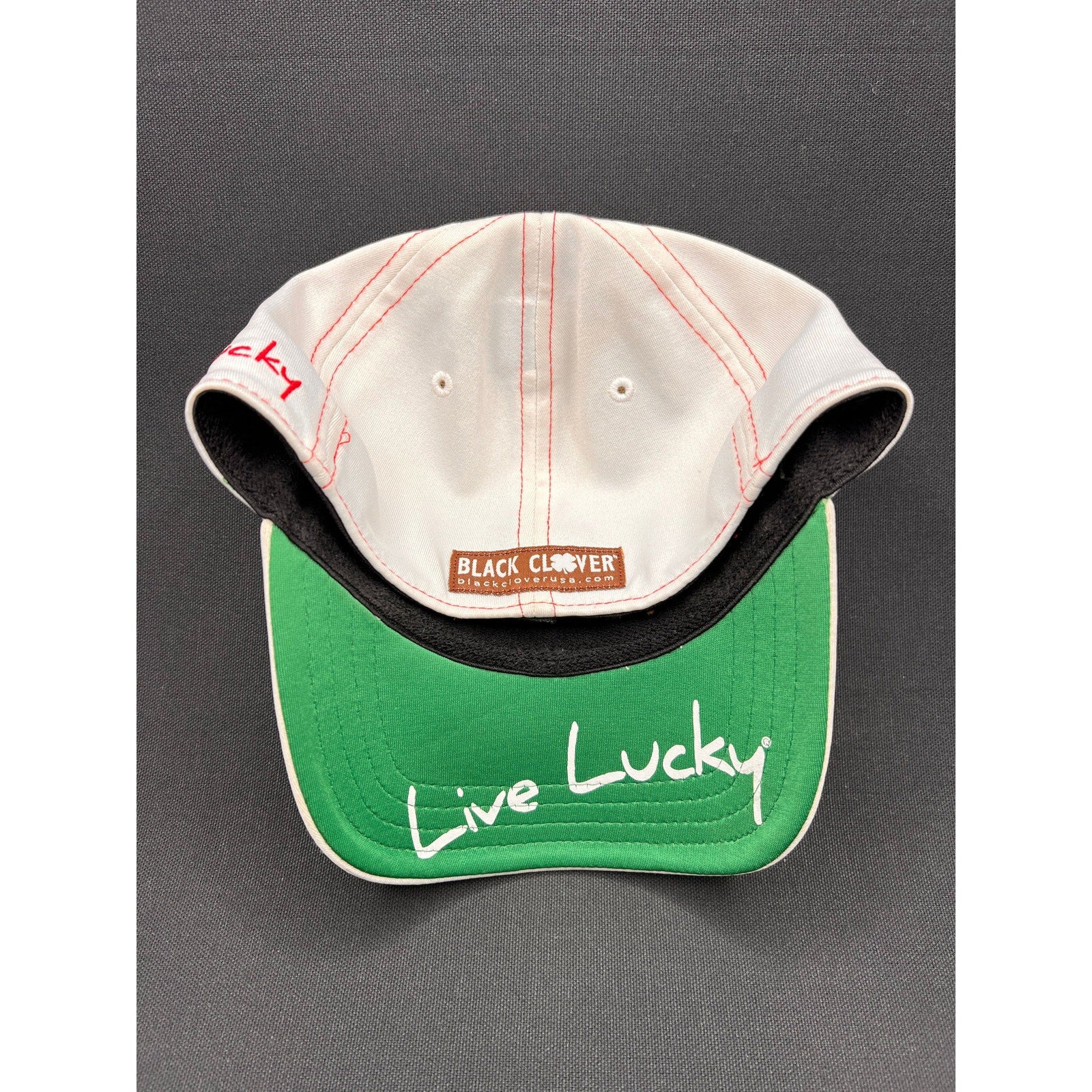 S/M Black Clover California Republic Live Lucky Hat Four-Leaf Clover Bear Design