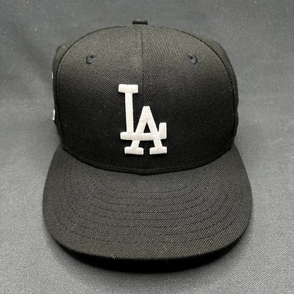 New Era LA Dodgers 59FIFTY Fitted Hat 7 1/8 Black Pink Undervisor