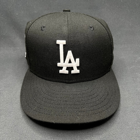 New Era LA Dodgers 59FIFTY Fitted Hat 7 1/8 Black Pink Undervisor