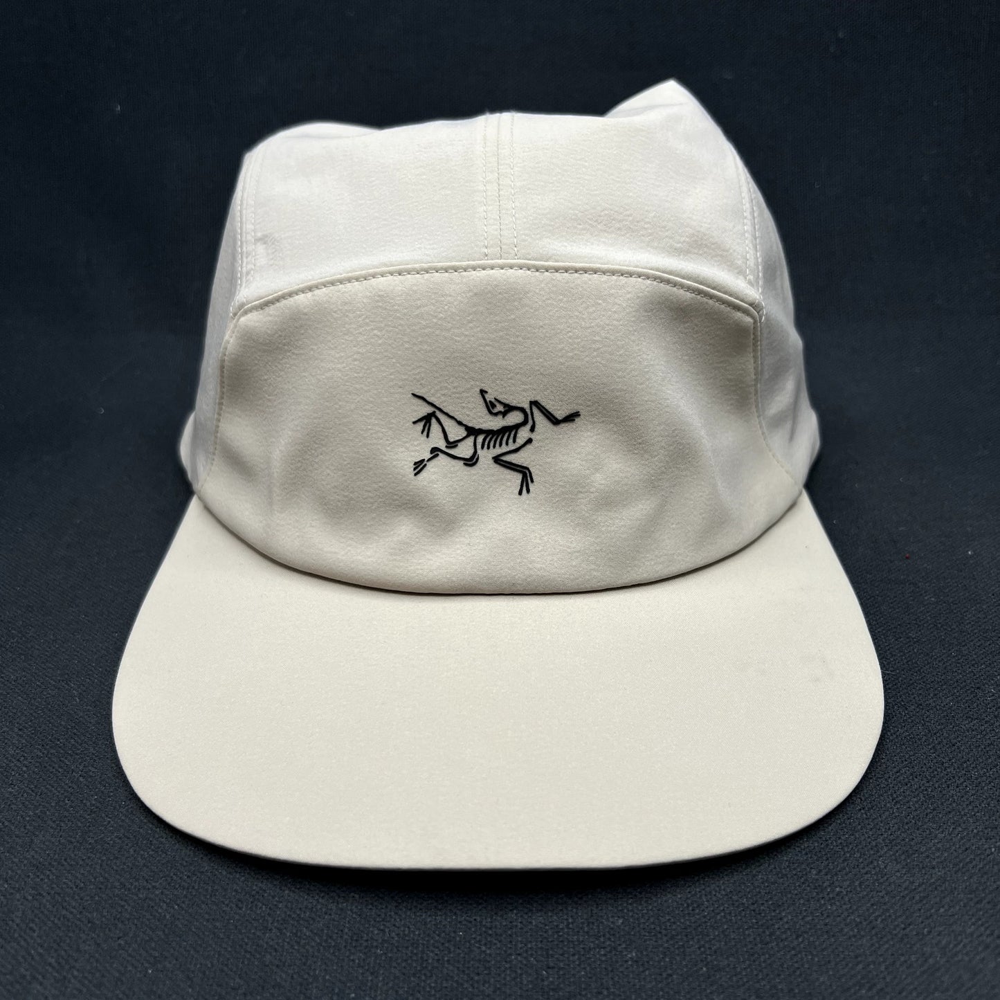 Arc’teryx 5 Panel Technical Cap Beige Bird Logo Lightweight Trail Hat L/XL