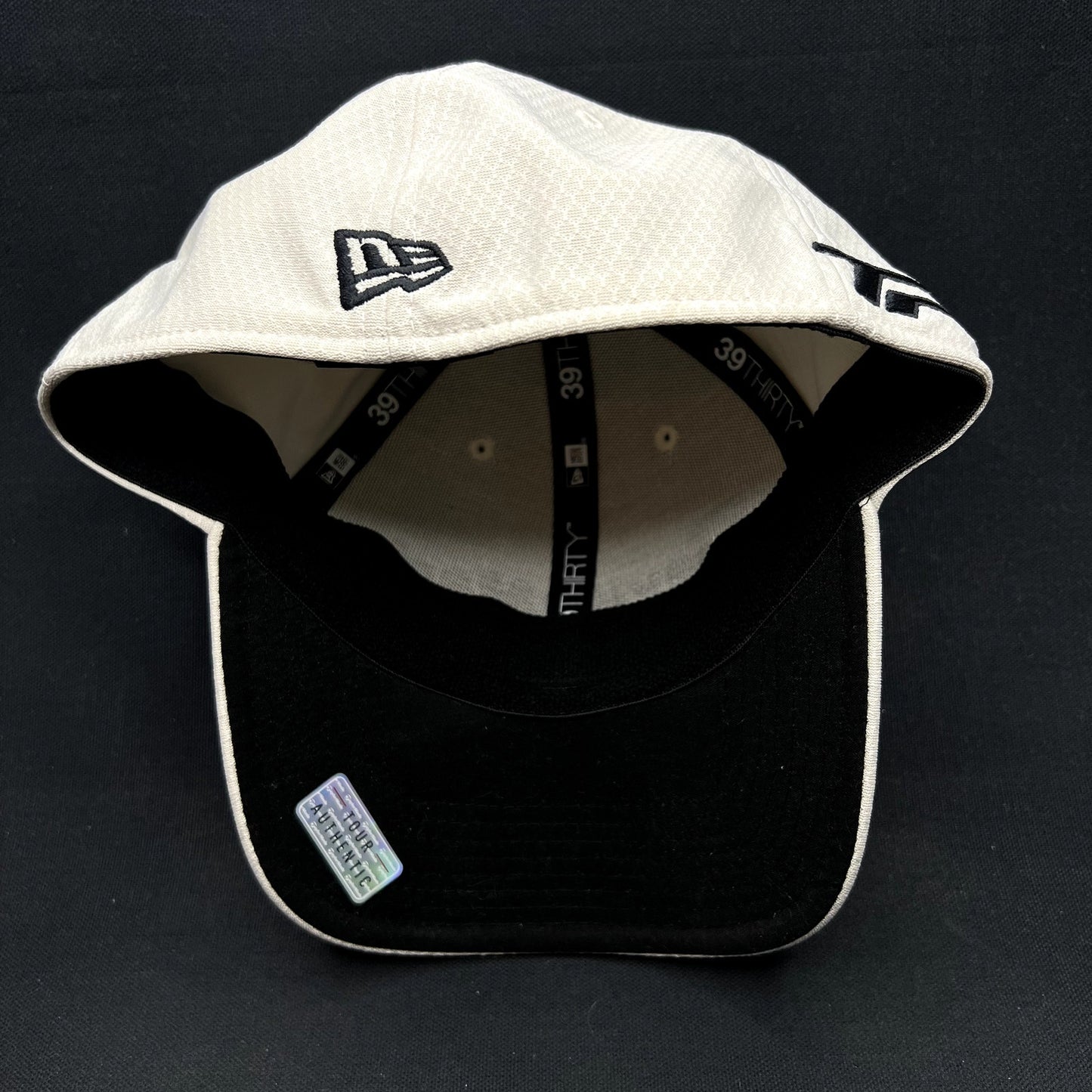 Signed Matt Wolff TaylorMade Golf Hat New Era 39THIRTY Flex Fit S/M