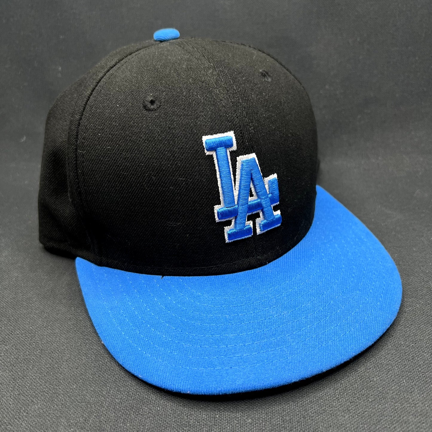 7 5/8 New Era LA Dodgers 59FIFTY Fitted Hat Black Blue Size