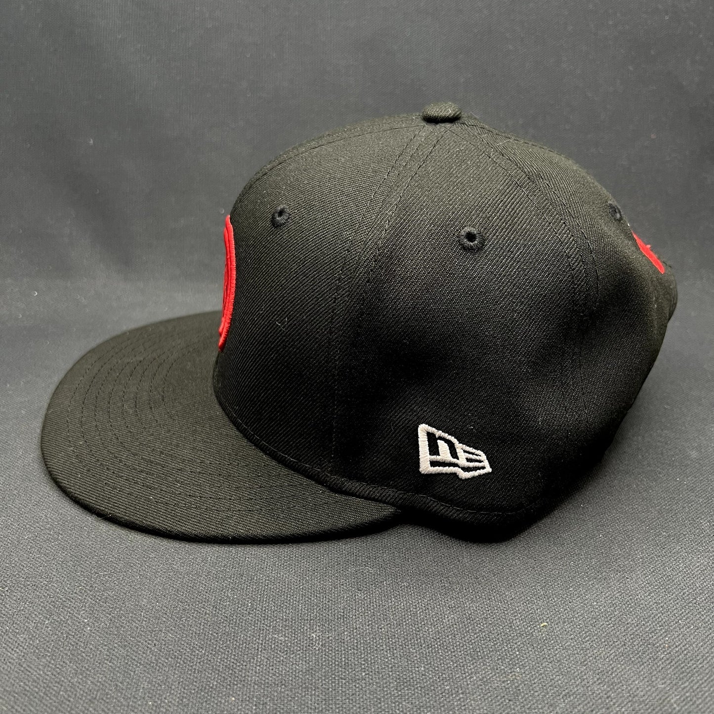 Background Vibez DJ Sets New Era 9FIFTY Snapback Hat Black Red