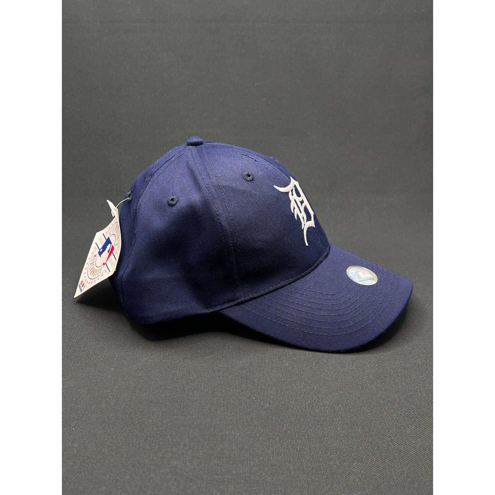 Vintage Detroit Tigers Old English D Snapback Hat OTTO MLB 90s