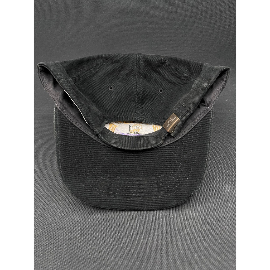 Vintage 2002 Los Angeles Lakers “3-Peat” NBA Champions Hat – Headmaster Inc.