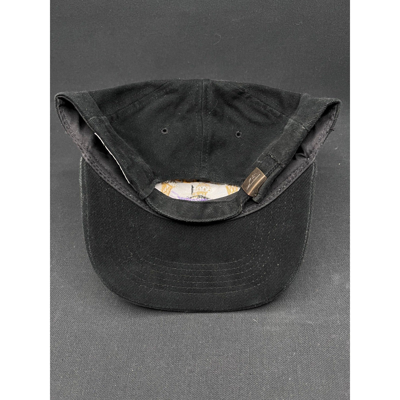 Vintage 2002 Los Angeles Lakers “3-Peat” NBA Champions Hat – Headmaster Inc.