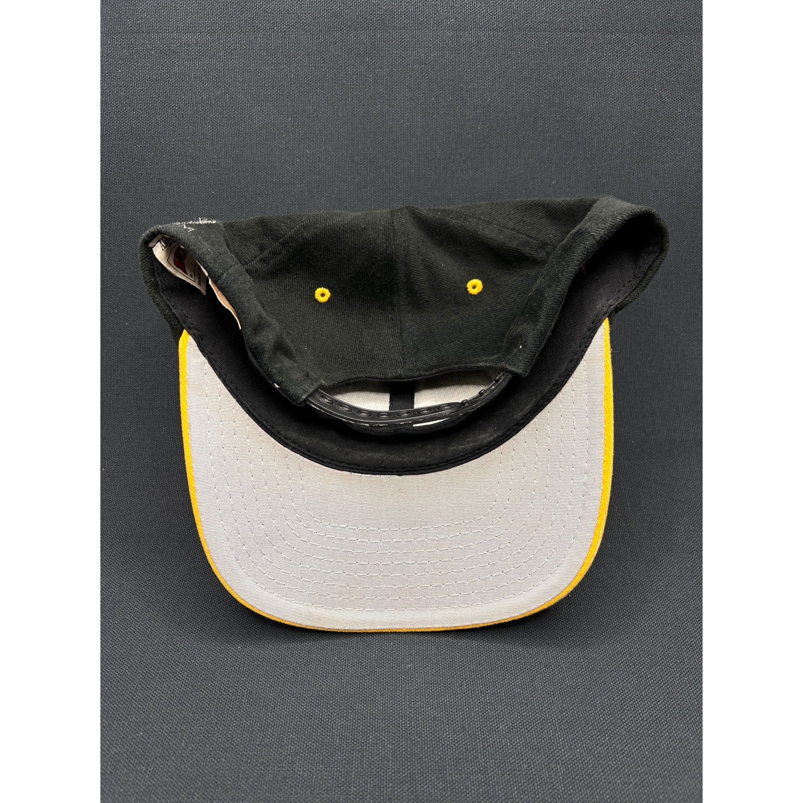 Vintage Pittsburgh Steelers Nutmeg Mills Snapback Hat – Black/Gold