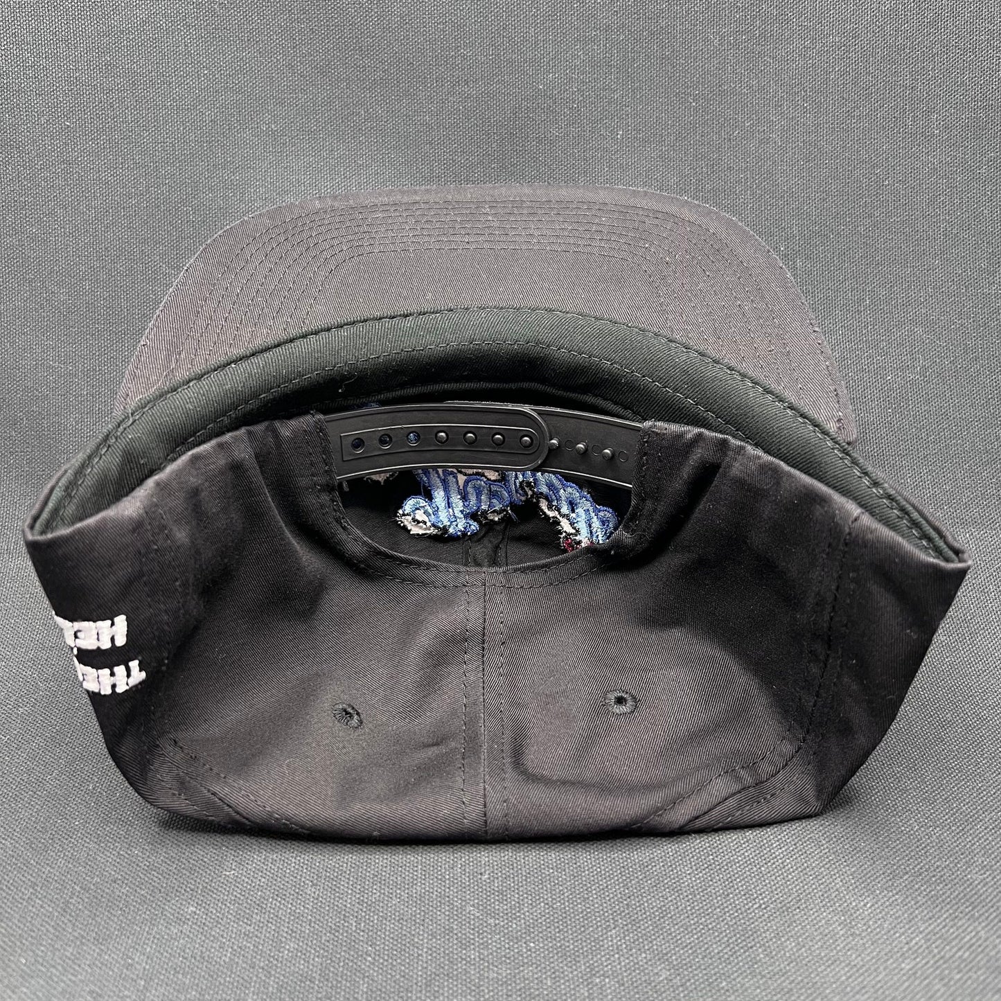 The Hundreds x Hello Kitty Black Snapback Hat Ski – 2021