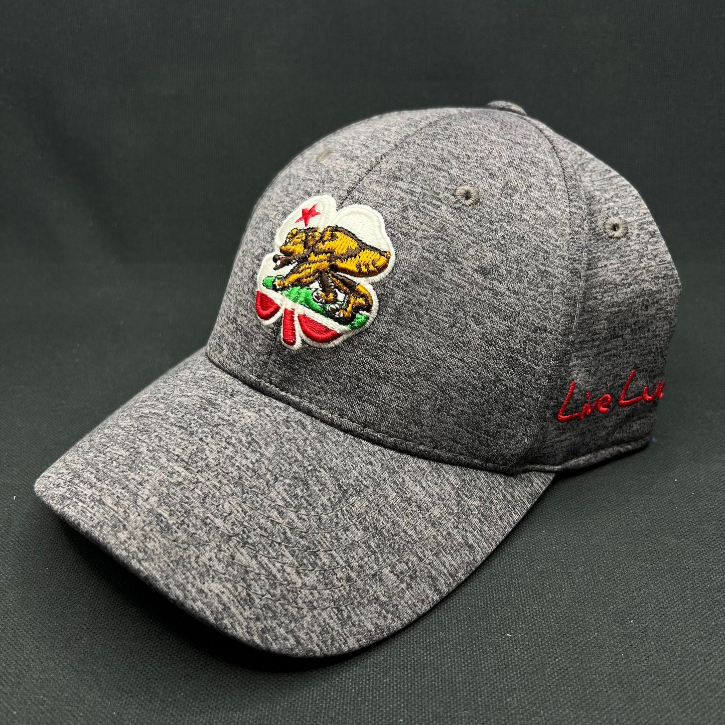 Black Clover California Bear Clover Hat Memory Fit Gray Golf Cap