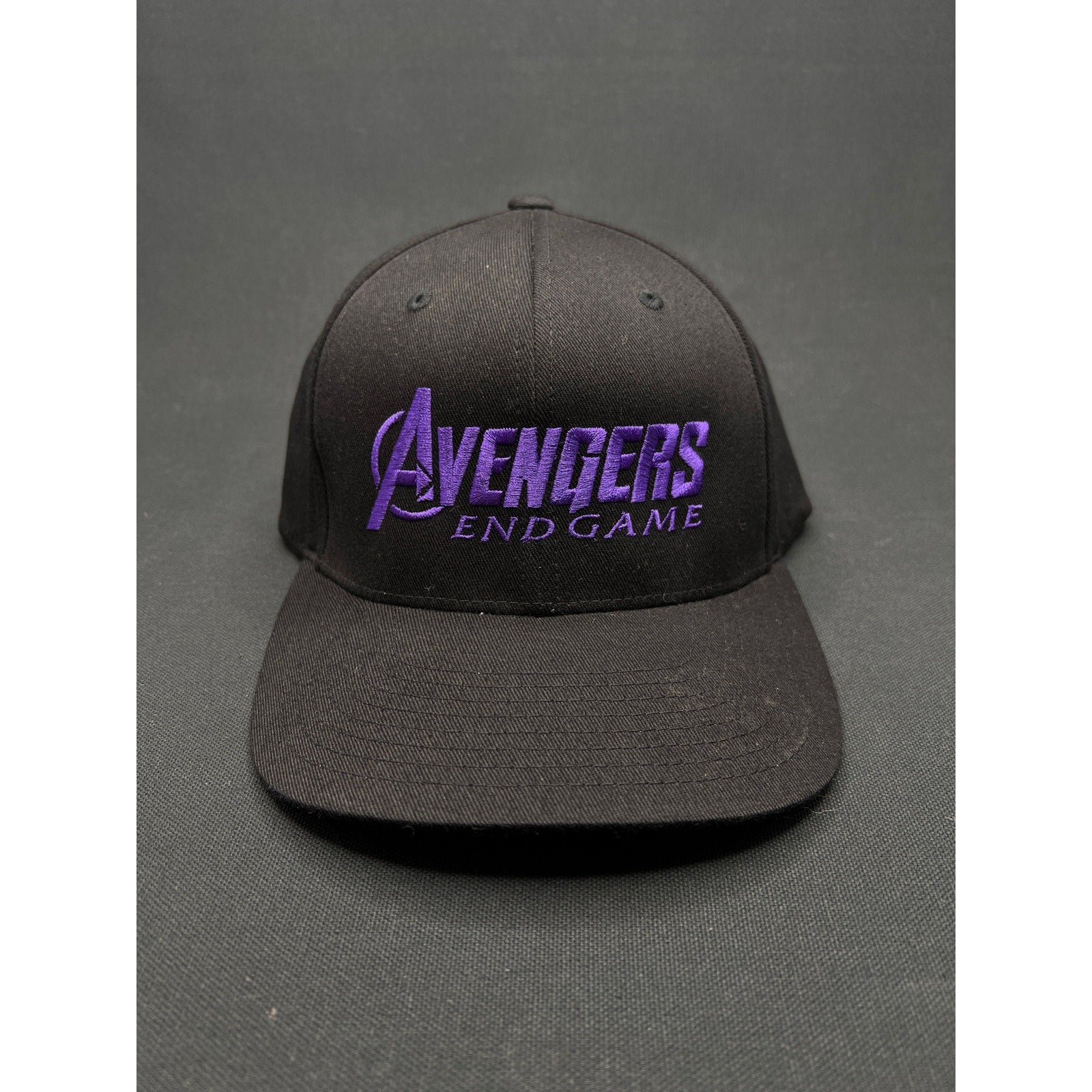 RARE Avengers Endgame Cast & Crew Flexfit Hat L/XL – Marvel Studios 2017–2019