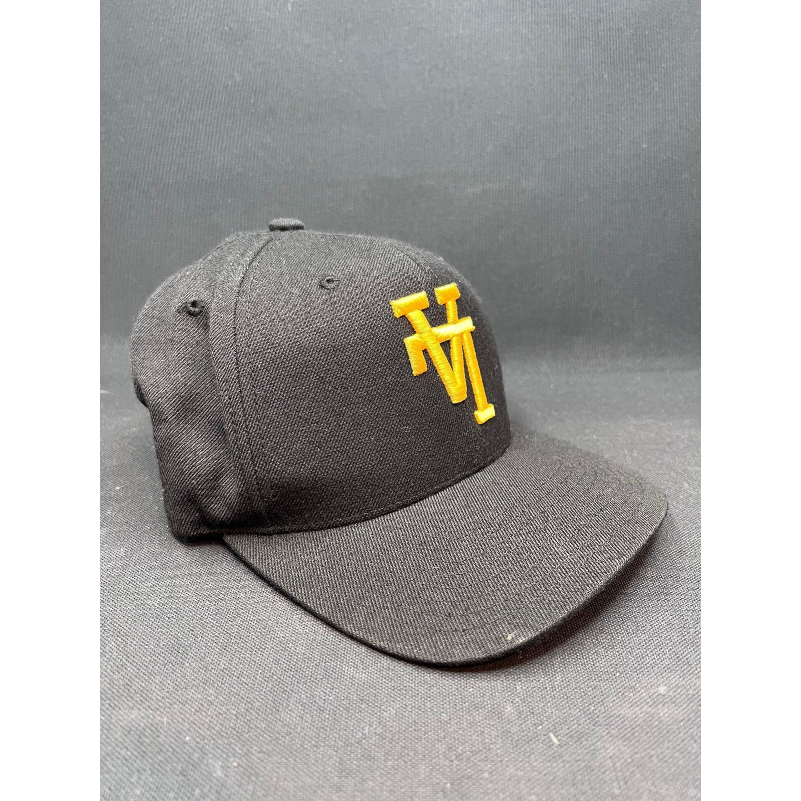 Mid 2000s LA Dodgers Prevail World Series Snapback – Black & Gold Logo Baseball Hat