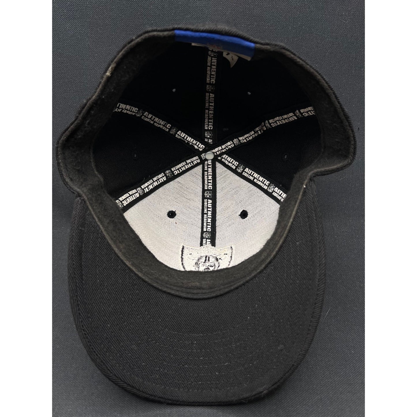 7 1/8 Oakland Raiders NFL On-Field Reebok Fitted Hat Black Size
