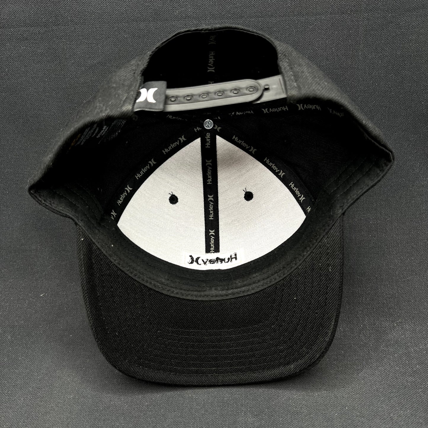 Hurley Black Snapback Hat Yupoong The Classics Surf Skate Streetwear
