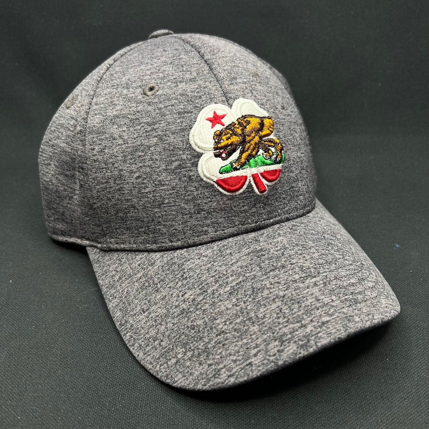 Black Clover California Bear Clover Hat Memory Fit Gray Golf Cap