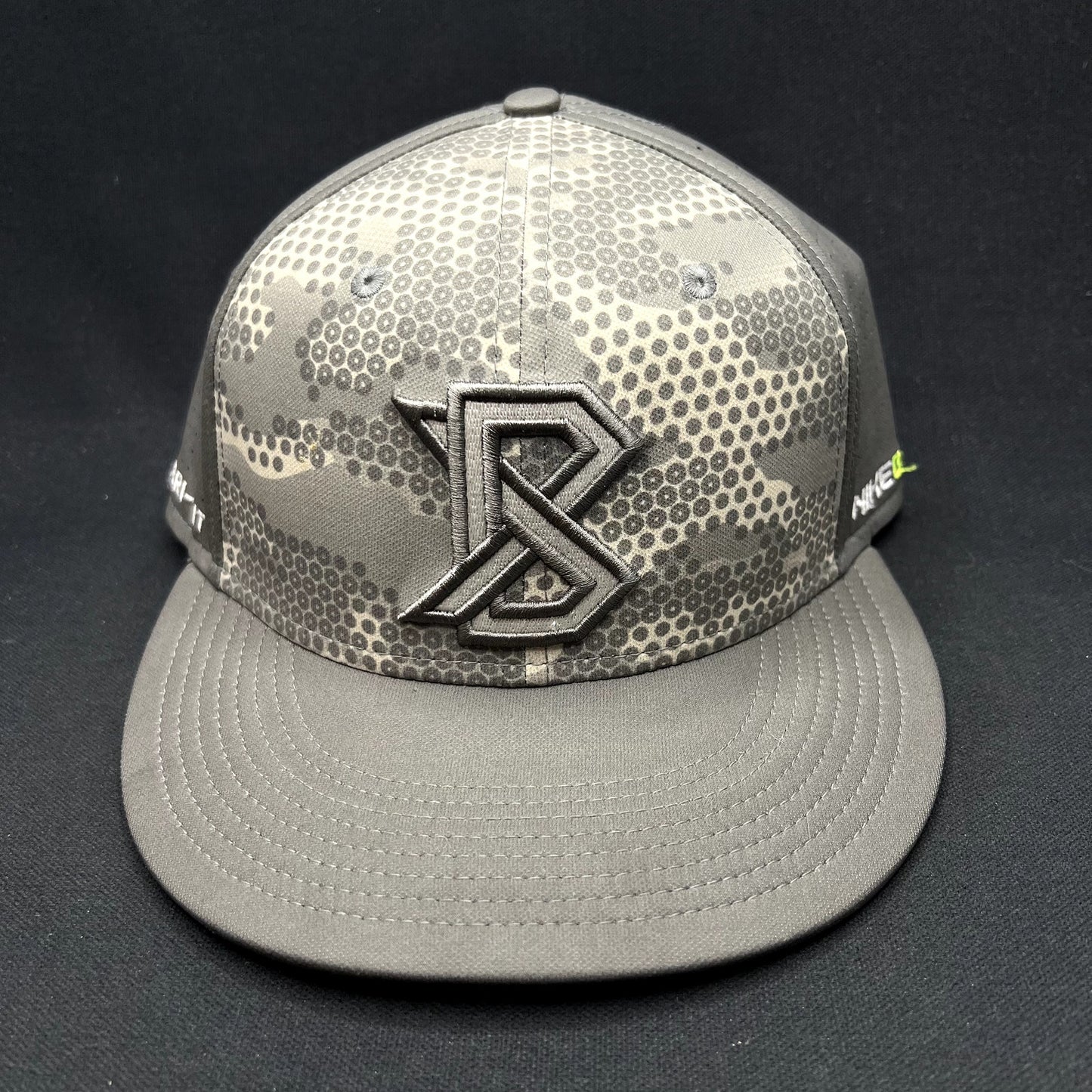 Nike Mike Trout Lunar Vapor Fitted Hat 7 1/4 Gray Camo Dri-FIT Baseball Cap