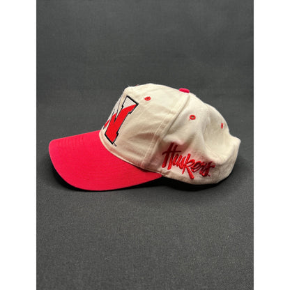 Vintage Nebraska Cornhuskers “N” Snapback Hat Red Brim NCAA (Color Bled)