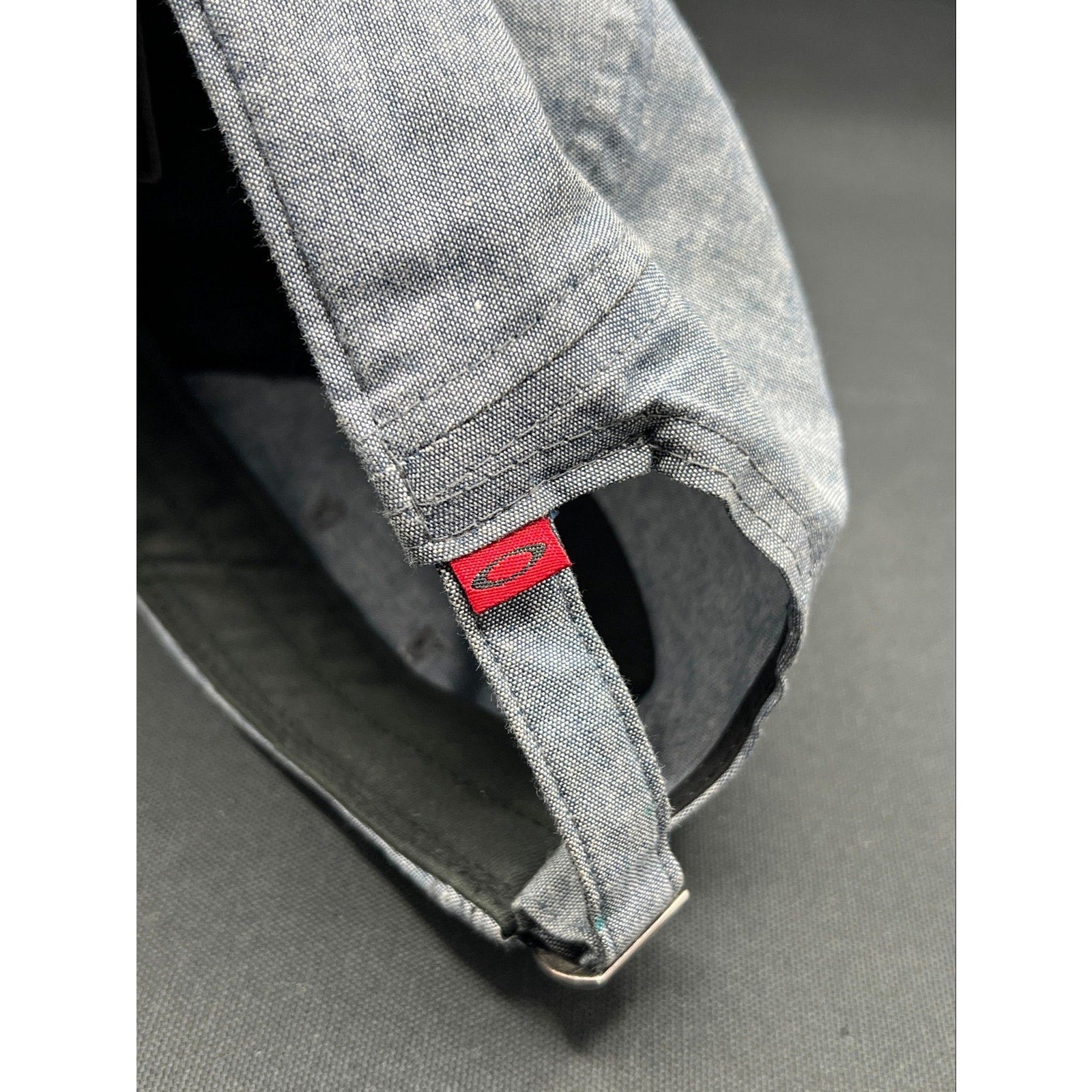 Oakley “Science Wrapped in Art” 5-Panel Cap – Light Denim Chambray Adjustable