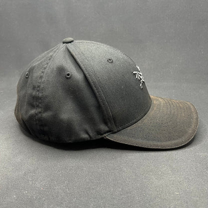 Arc’teryx Flexfit Hat Black Bird Logo Cap Outdoor Hiking OSFA