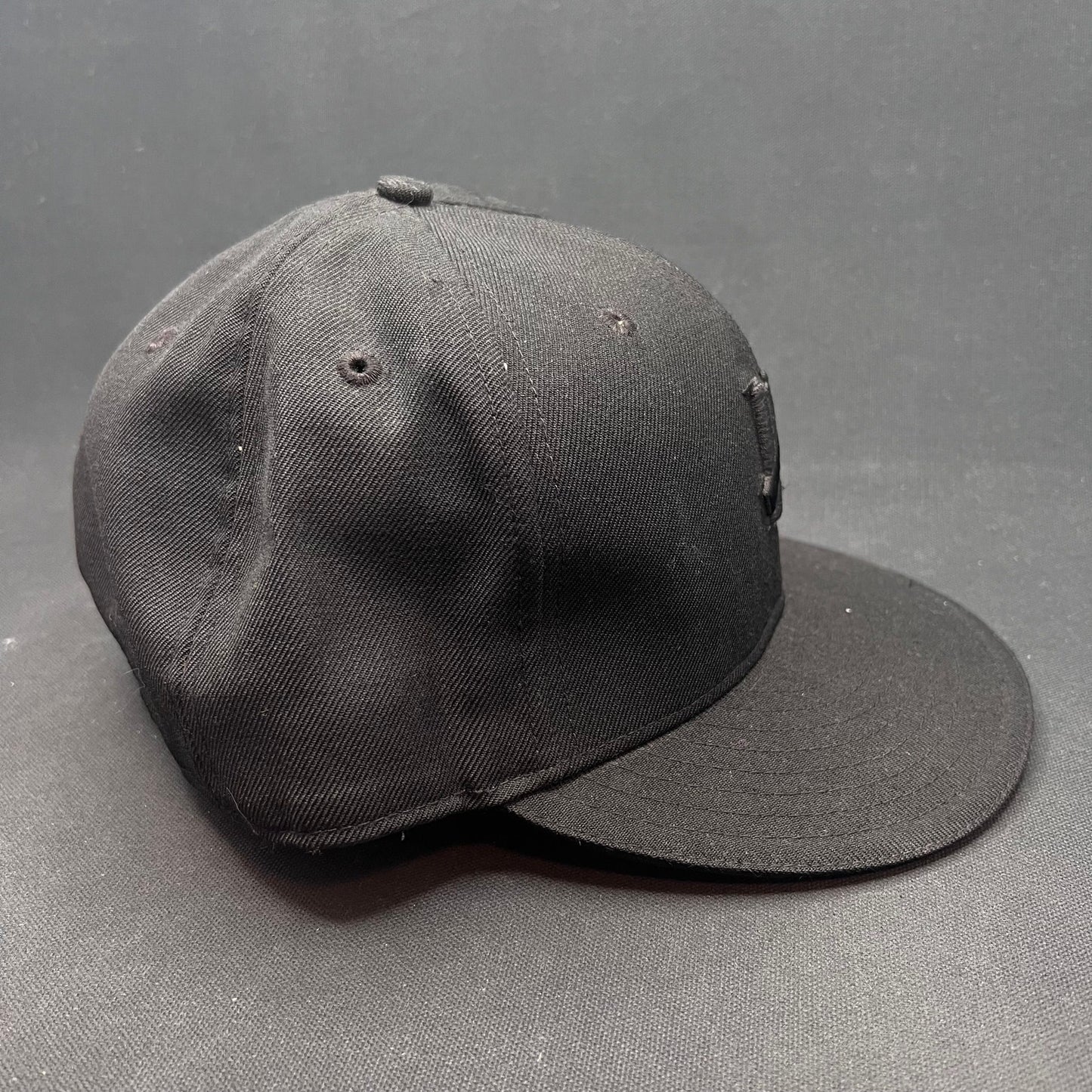 Undefeated 5 Strike Logo New Era 59FIFTY Fitted Hat Black M/L