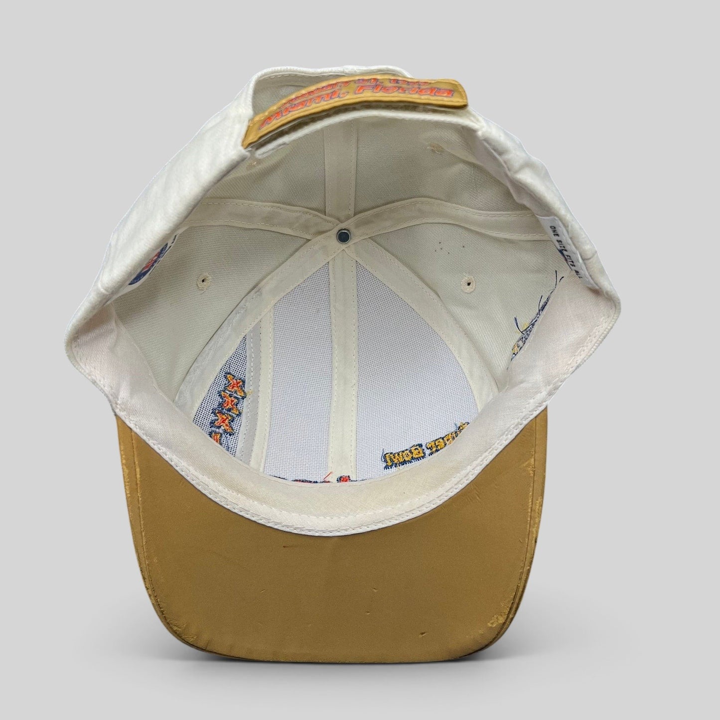Raree Finds vintage Denver Broncos Super Bowl XXXII snapback interior view showing tan brim and crown embroidery