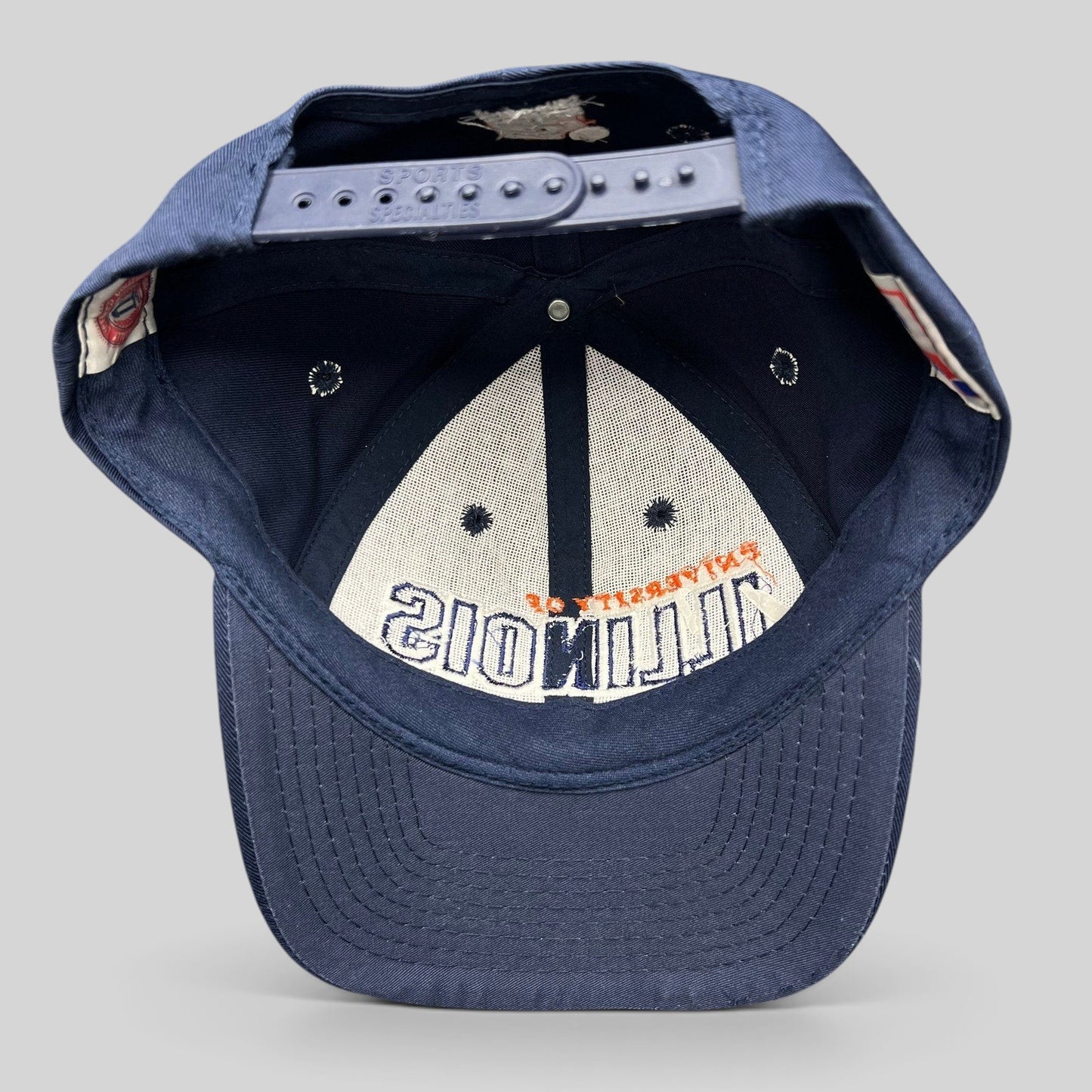 Raree Finds vintage Sports Specialties University of Illinois navy cotton snapback hat interior view